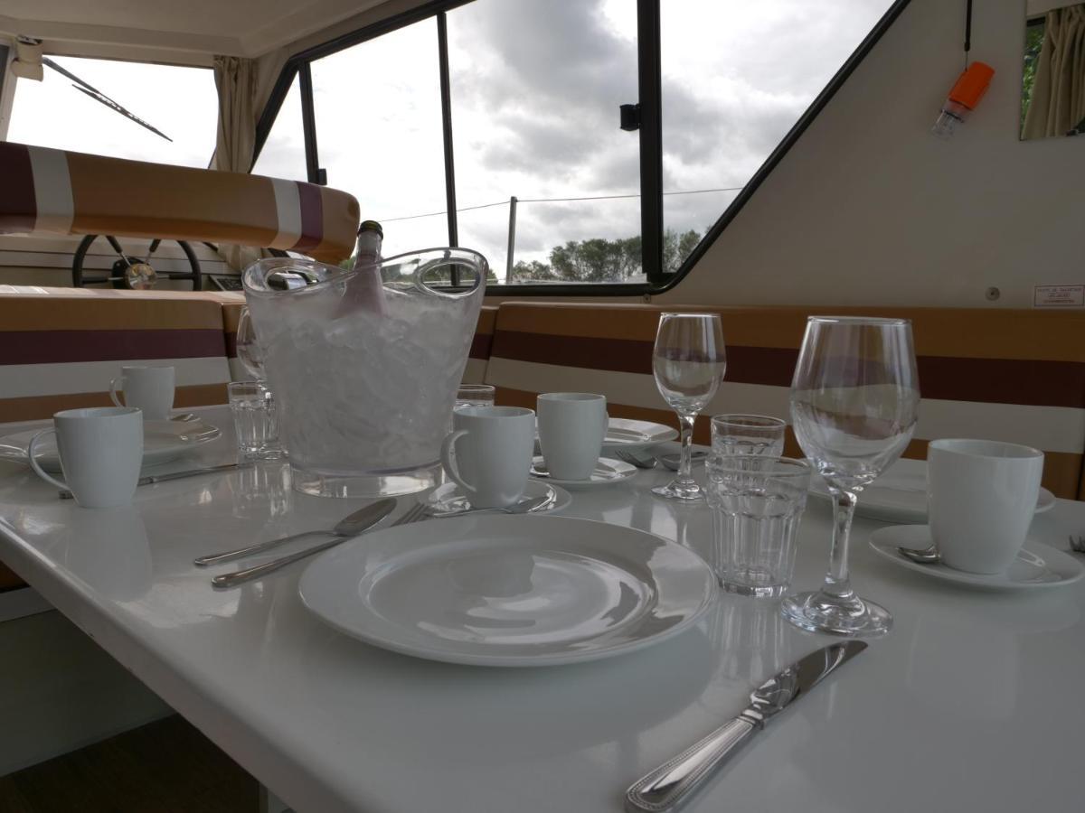 Vivienne Hotel Балимъни Екстериор снимка